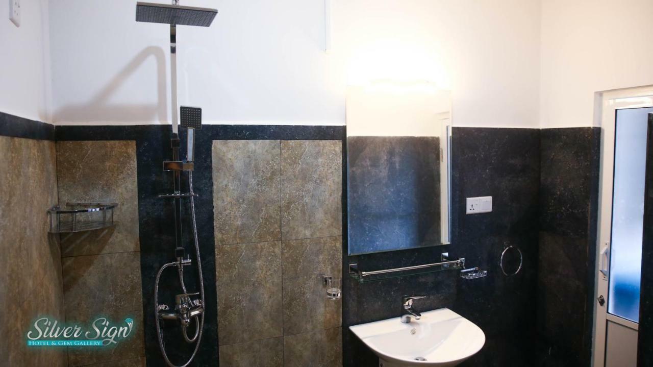 Silver Sign Hotel Katugastota المظهر الخارجي الصورة